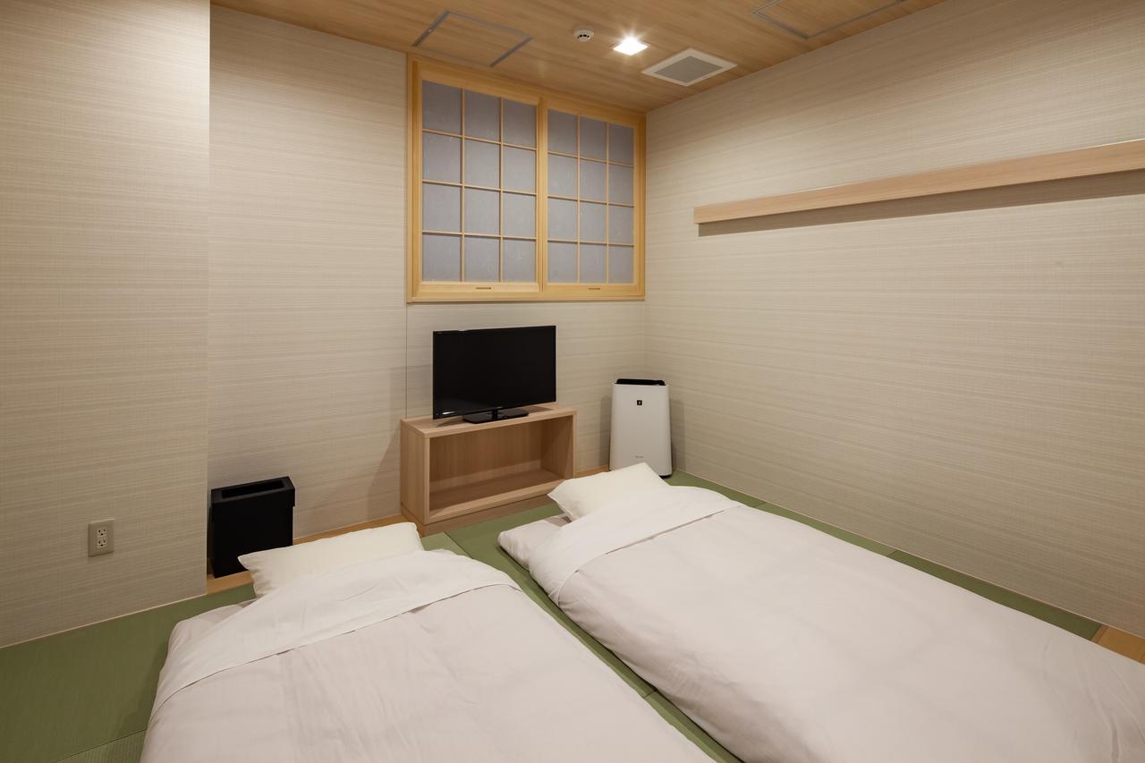 Y'S Cabin&Hotel Naha Kokusai Street Esterno foto