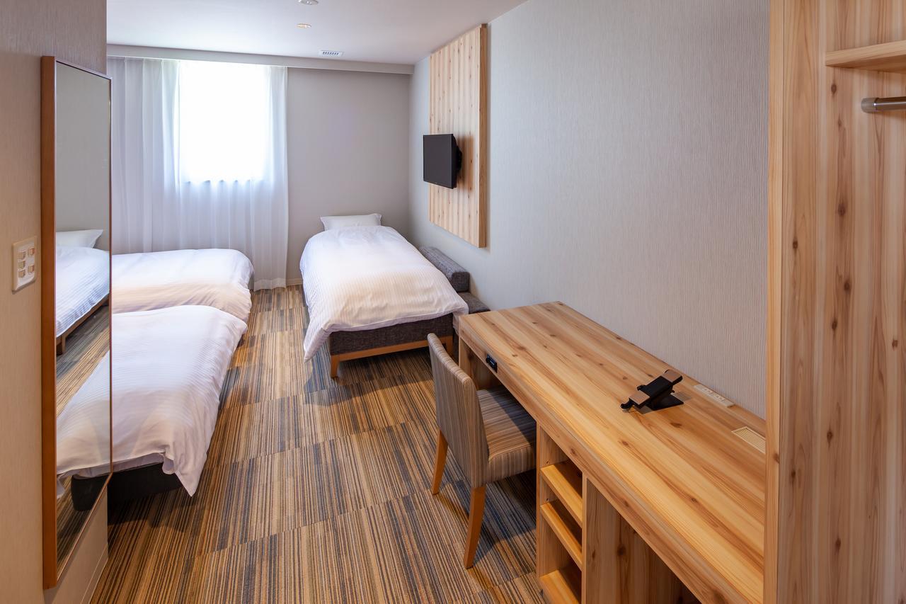 Y'S Cabin&Hotel Naha Kokusai Street Esterno foto