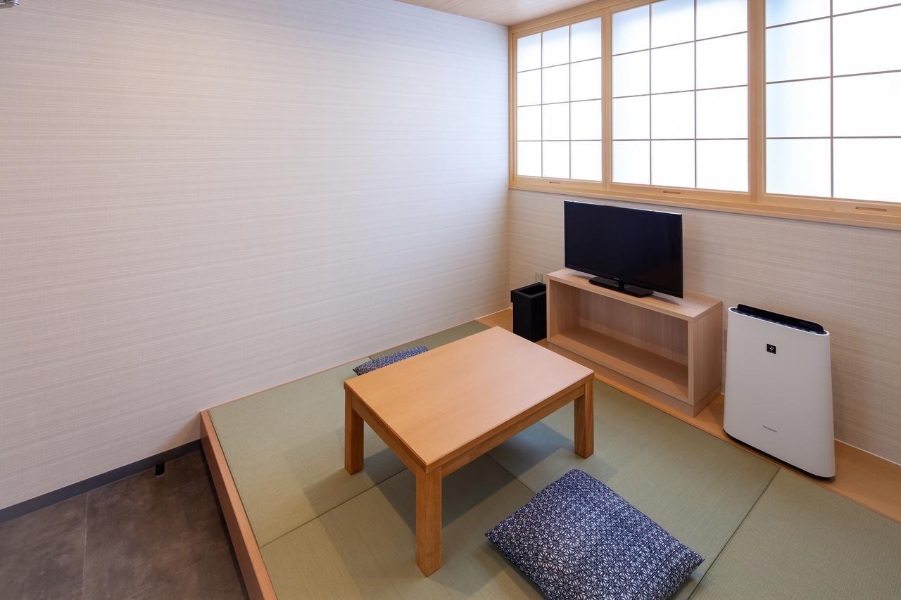 Y'S Cabin&Hotel Naha Kokusai Street Esterno foto